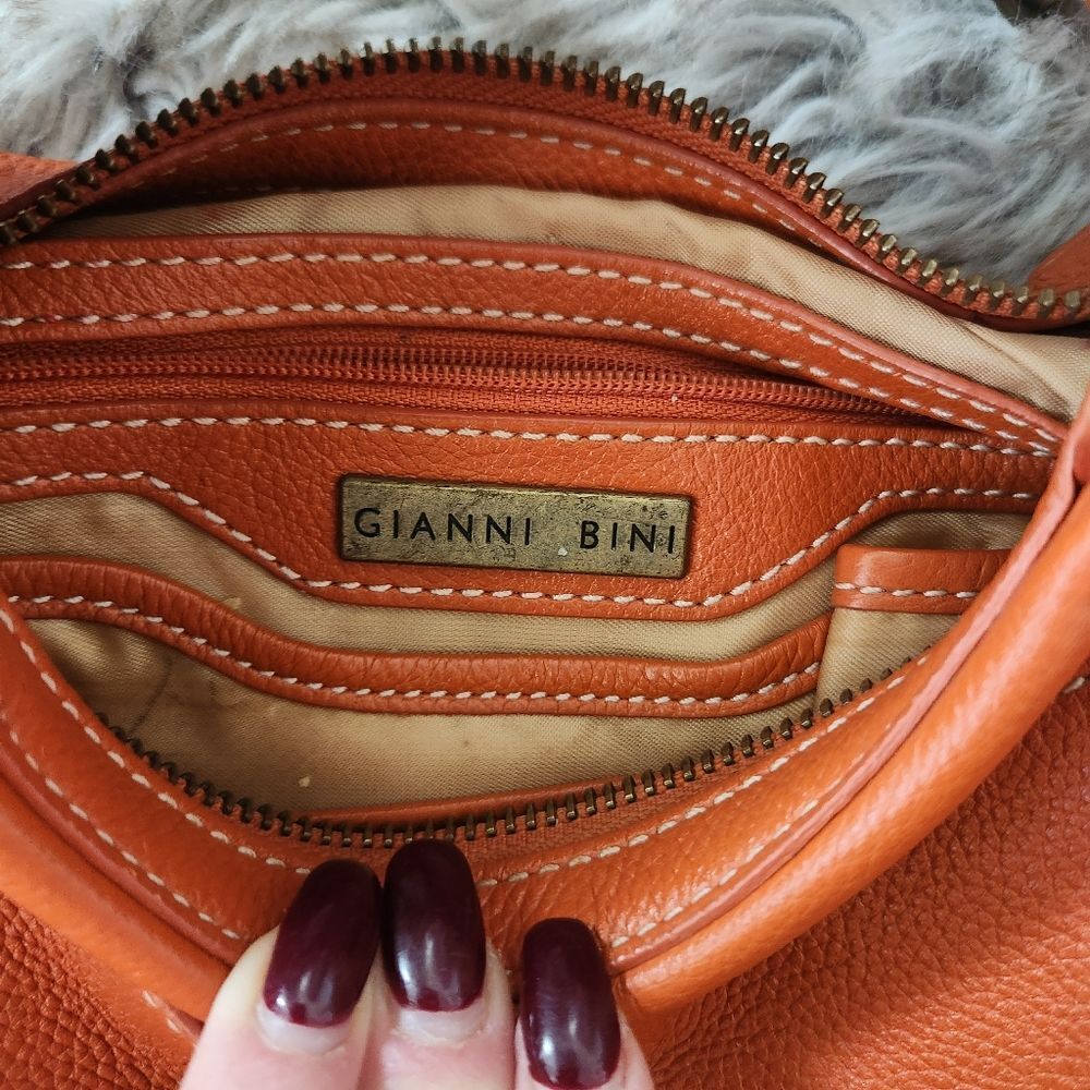 Gianni Bini Orange Leather Shoulder Bag‎ - Picture 10 of 13